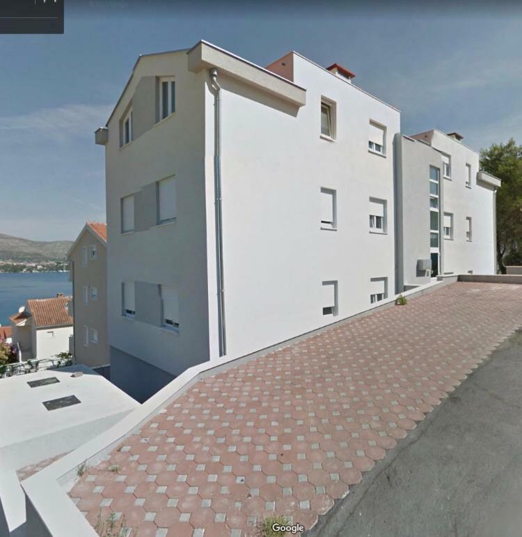 Bona Dea Seaside Apartment *